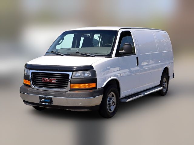 2018 GMC Savana Base