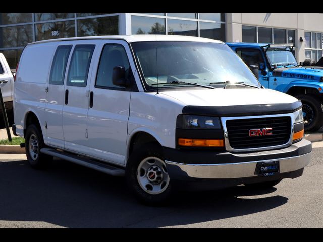 2018 GMC Savana Base