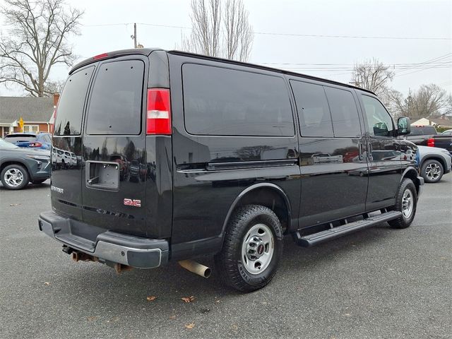 2018 GMC Savana LT