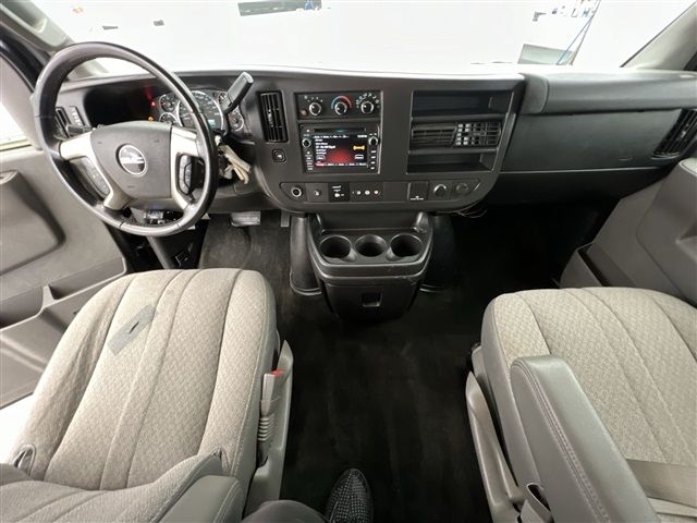 2018 GMC Savana LT