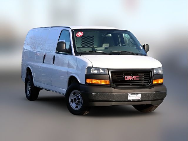 2018 GMC Savana Base