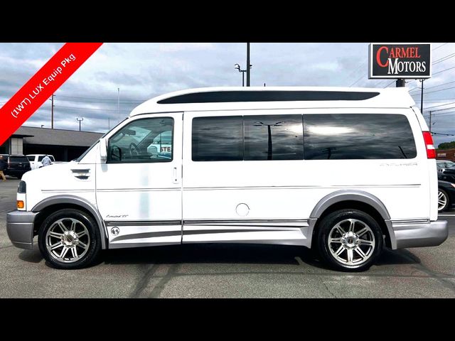 2018 GMC Savana Base