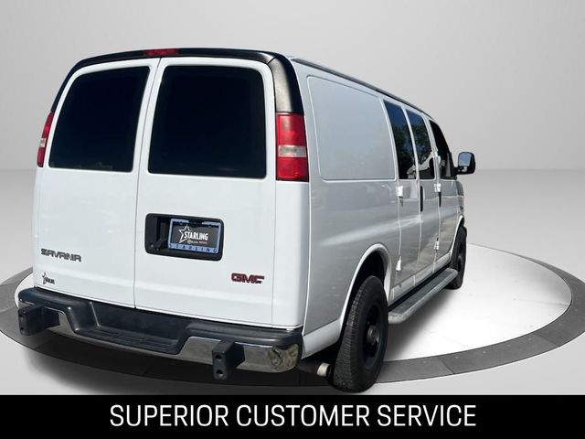 2018 GMC Savana Base