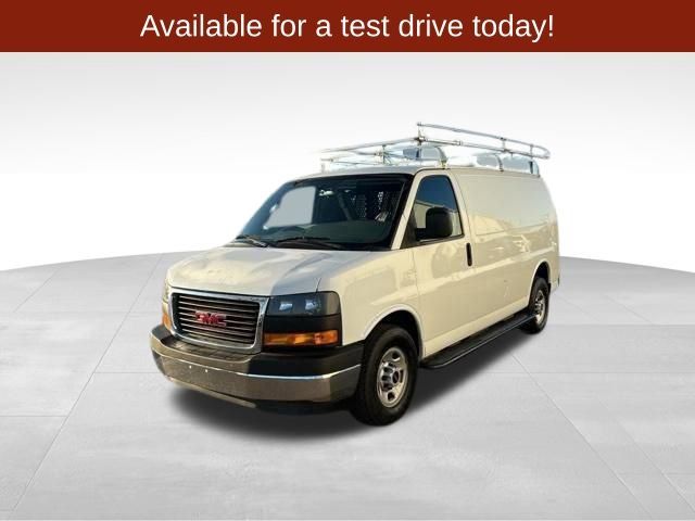 2018 GMC Savana Base