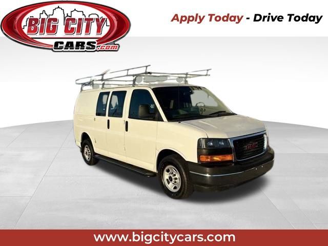 2018 GMC Savana Base