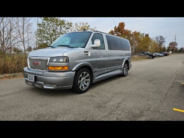 2018 GMC Savana Base