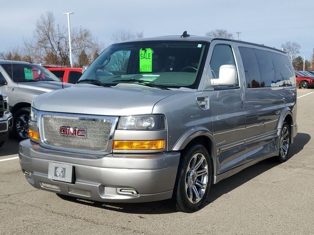 2018 GMC Savana Base