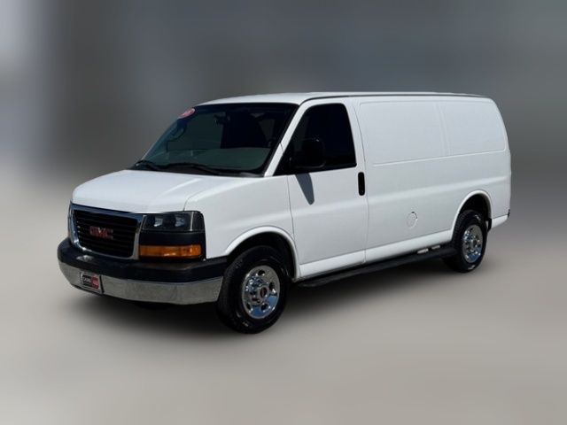2018 GMC Savana Base