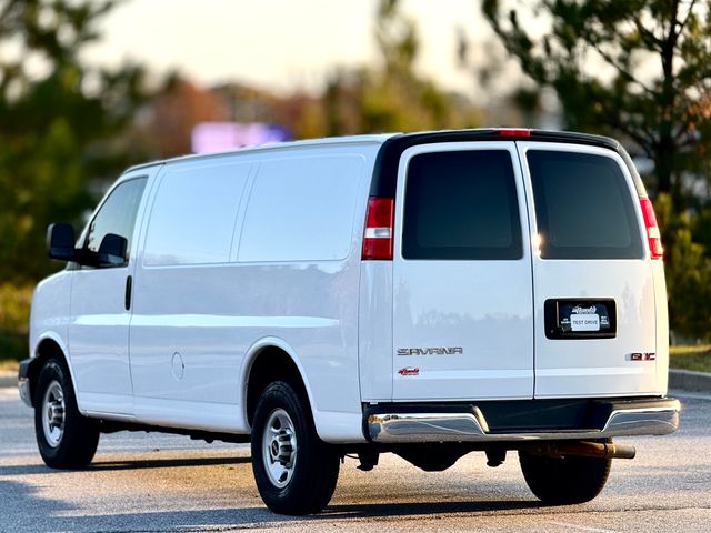 2018 GMC Savana Base