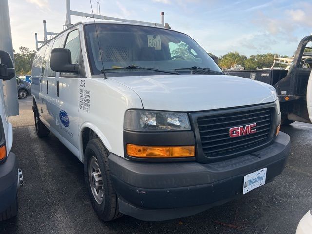 2018 GMC Savana Base