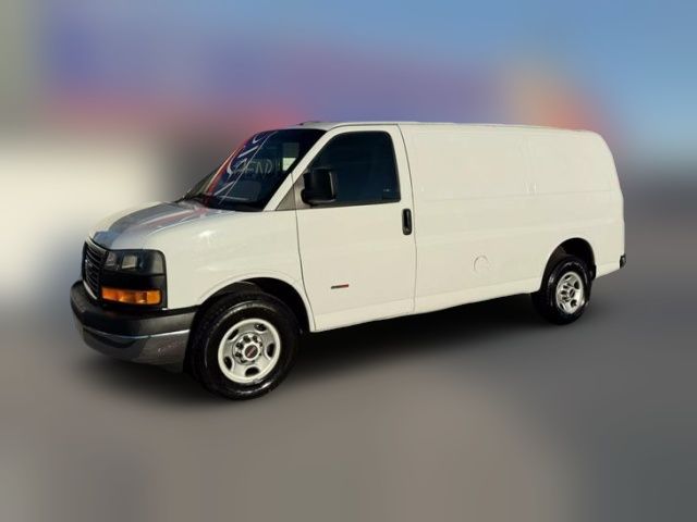 2018 GMC Savana Base