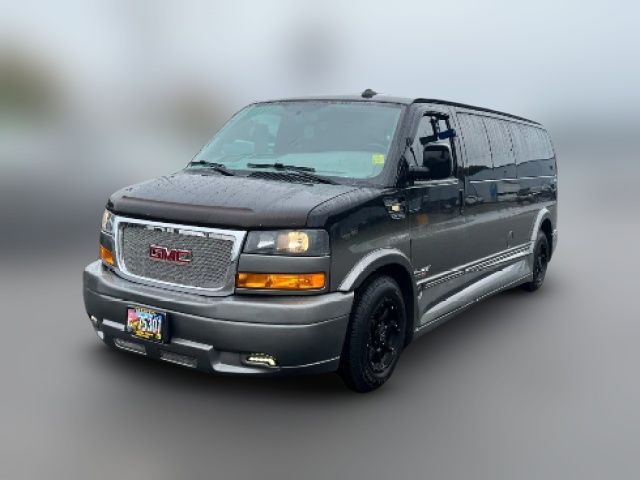 2018 GMC Savana Base