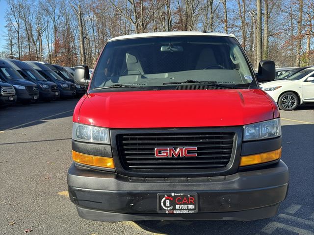 2018 GMC Savana Base