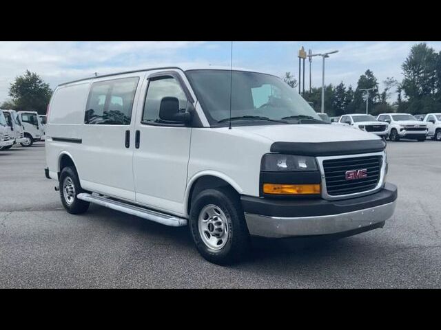 2018 GMC Savana Base