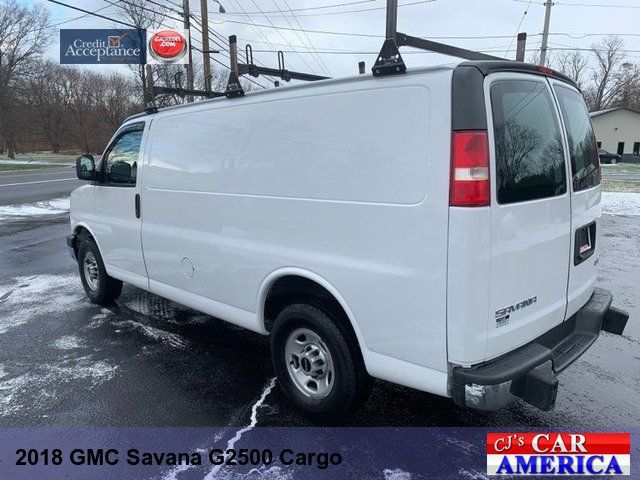 2018 GMC Savana Base