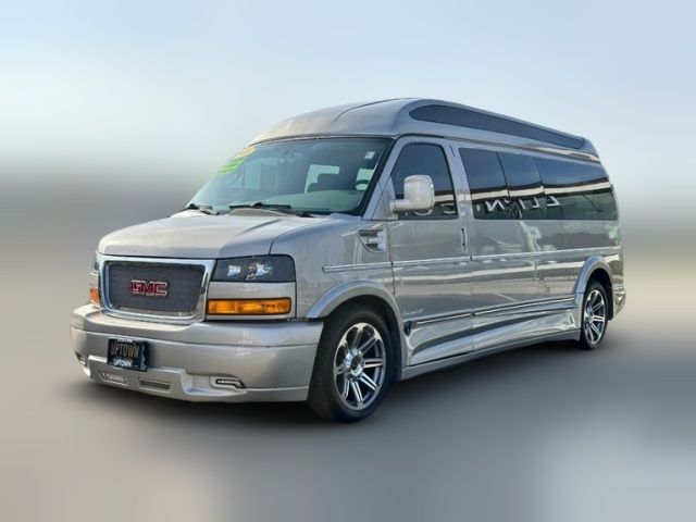 2018 GMC Savana Base