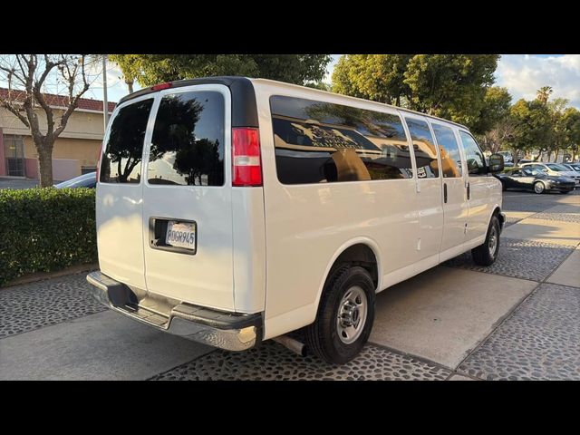 2018 GMC Savana LT