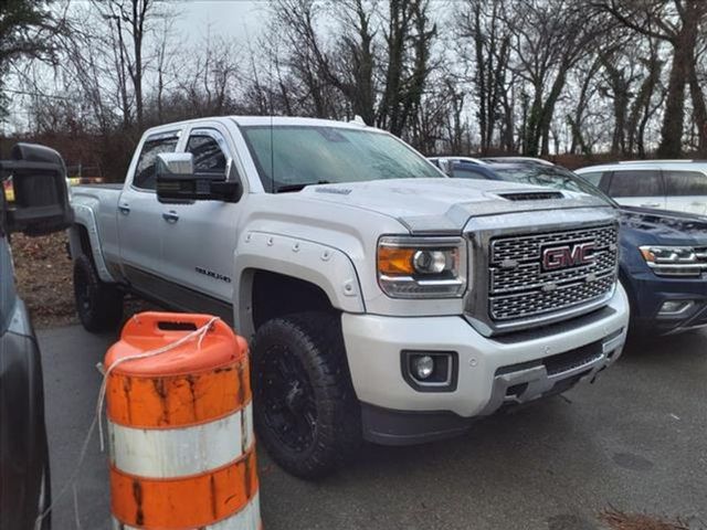 2018 GMC Sierra 2500HD Denali