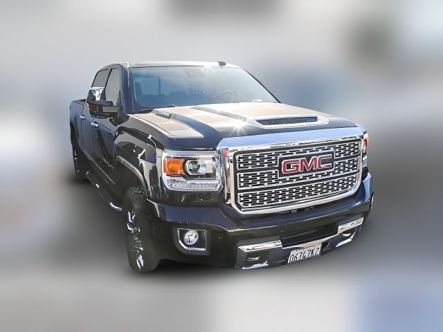 2018 GMC Sierra 2500HD Denali