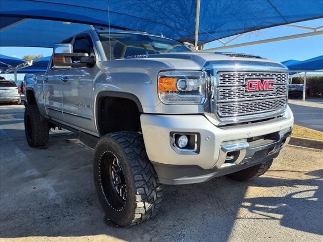 2018 GMC Sierra 2500HD Denali