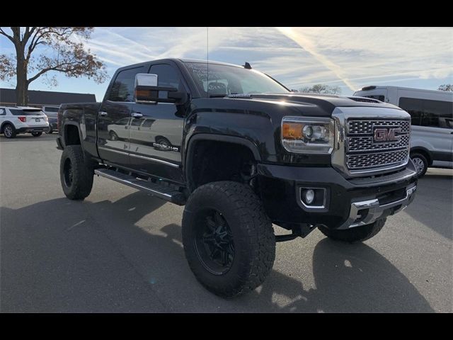 2018 GMC Sierra 2500HD Denali