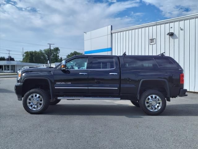 2018 GMC Sierra 2500HD Denali