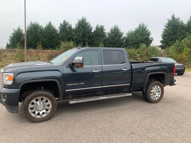 2018 GMC Sierra 2500HD Denali