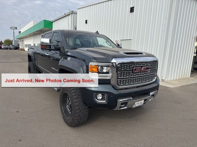 2018 GMC Sierra 2500HD Denali