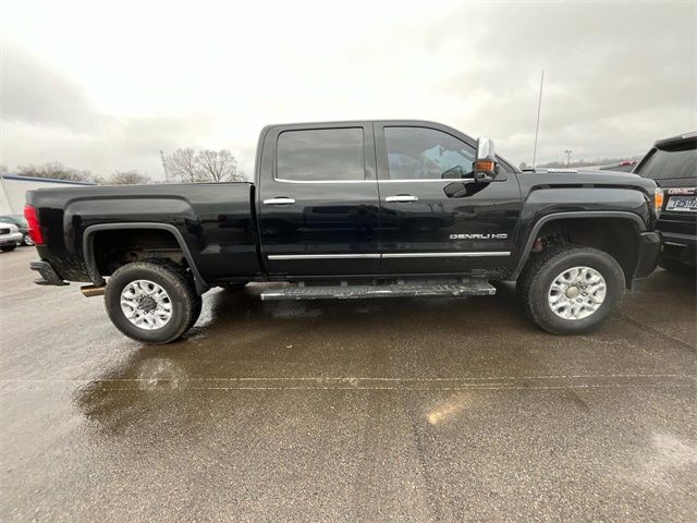 2018 GMC Sierra 2500HD Denali