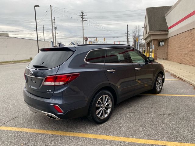 2018 Hyundai Santa Fe SE