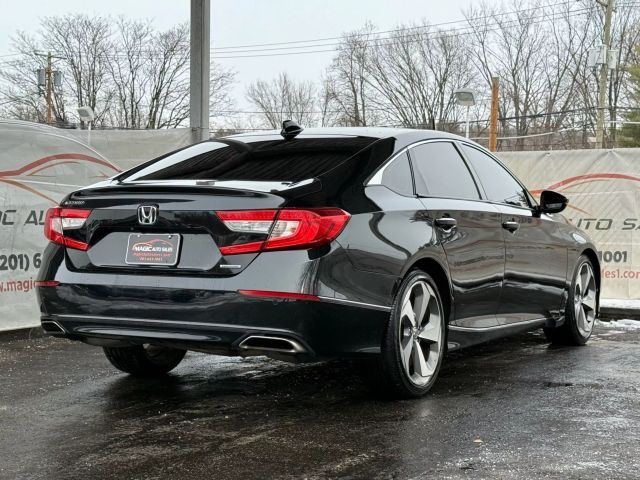 2018 Honda Accord Touring 1.5T