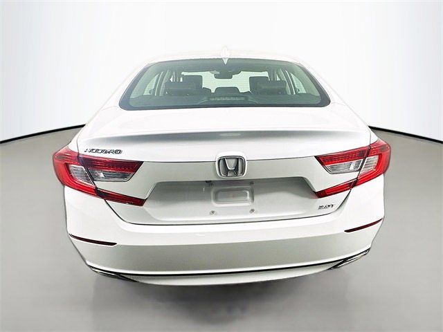 2018 Honda Accord EX-L Navigation 2.0T