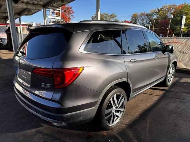 2018 Honda Pilot Touring