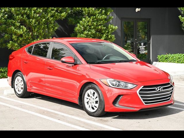 2018 Hyundai Elantra SE