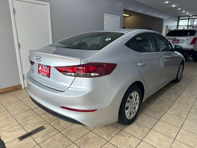 2018 Hyundai Elantra SE