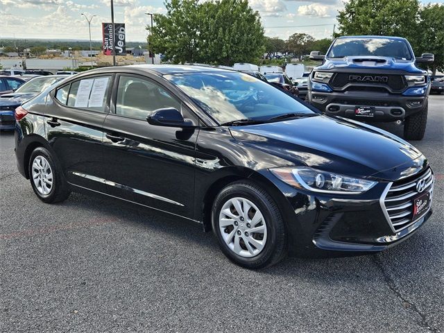 2018 Hyundai Elantra SE