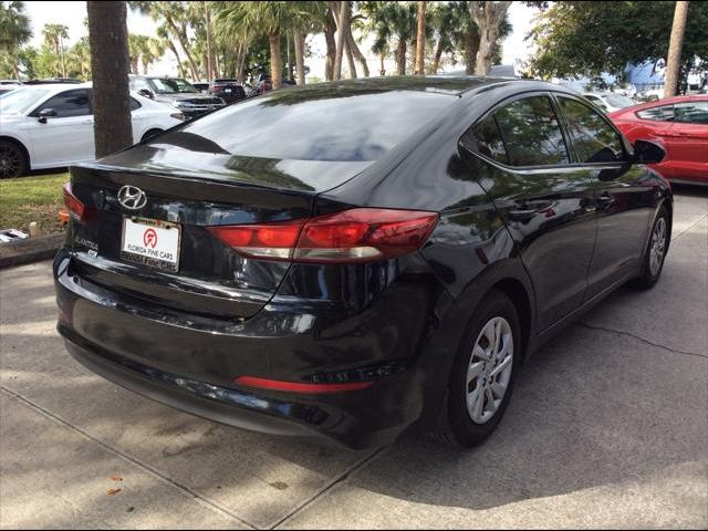 2018 Hyundai Elantra SE