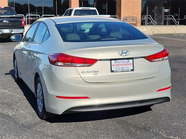 2018 Hyundai Elantra SE