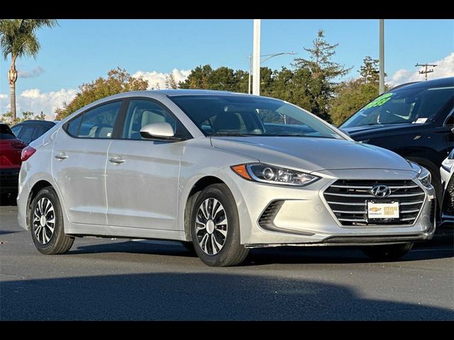 2018 Hyundai Elantra SE