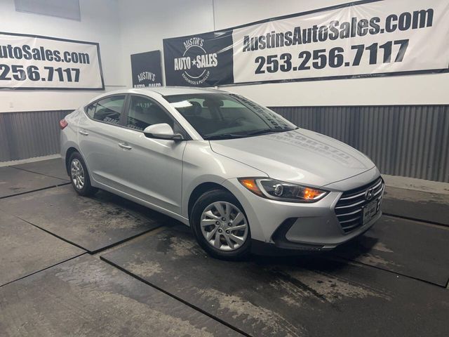 2018 Hyundai Elantra SE