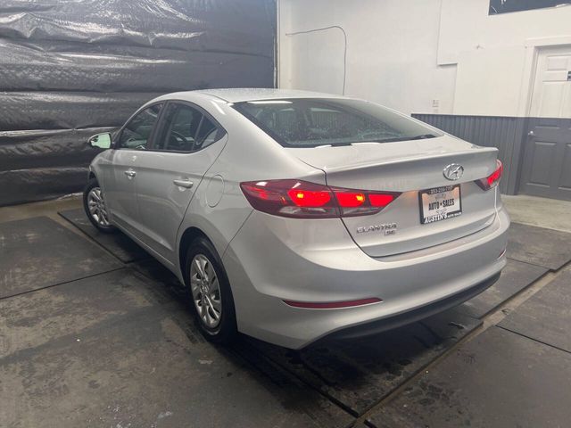 2018 Hyundai Elantra SE