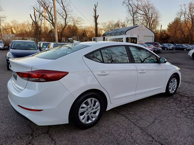 2018 Hyundai Elantra SE