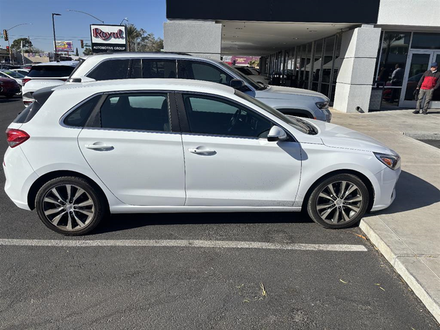 2018 Hyundai Elantra GT Base