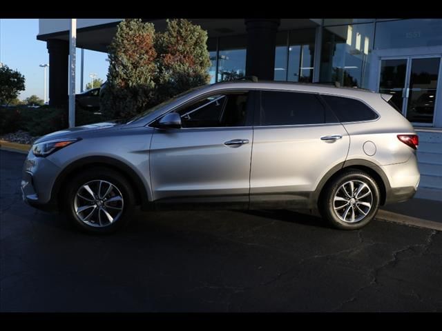 2018 Hyundai Santa Fe SE