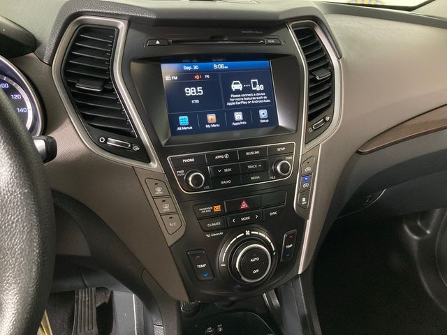 2018 Hyundai Santa Fe SE