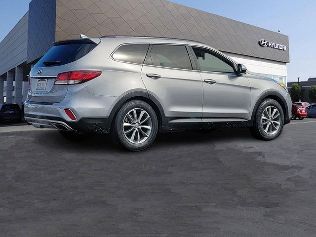 2018 Hyundai Santa Fe SE