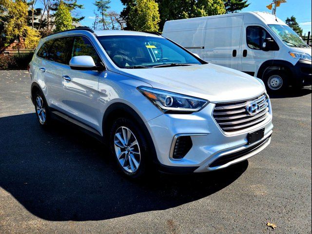 2018 Hyundai Santa Fe SE