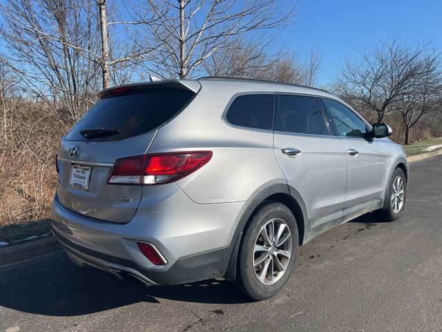 2018 Hyundai Santa Fe SE