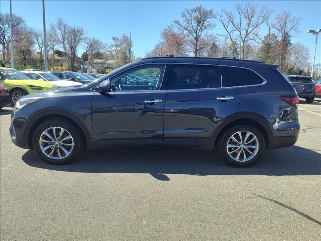 2018 Hyundai Santa Fe SE