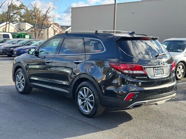 2018 Hyundai Santa Fe SE